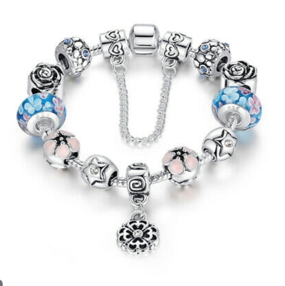 aimee's Jewelry - NWOT European 925 silver bracelet.